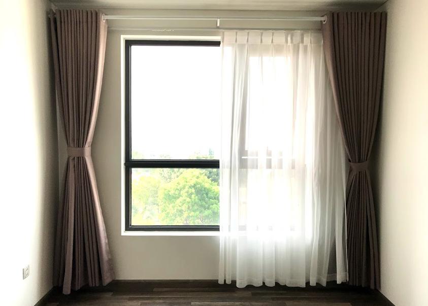 rem-vai-phong-khach-gia-tot