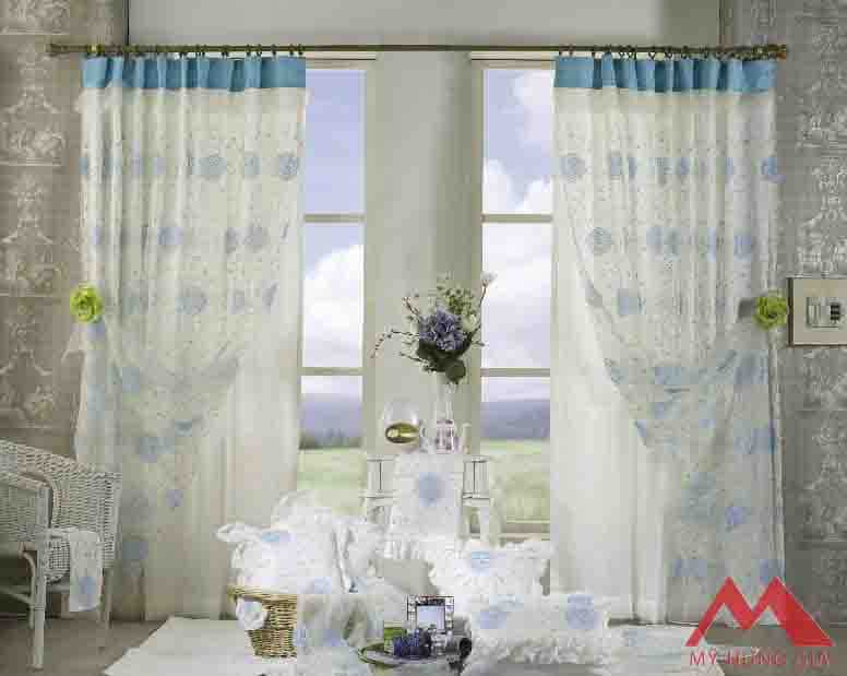 chon-rem-cua-mua-xuan-cho-ngoi-nha