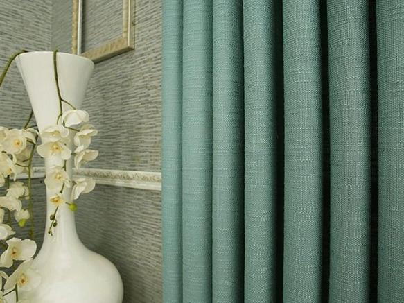 Cach-chon-rem-phong-khach-2