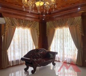 rem-cua-biet-thu-cao-cap