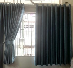 rem-cua-truoc-tai-quan-5