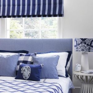 Cach-chon-mau-rem-cua (1)